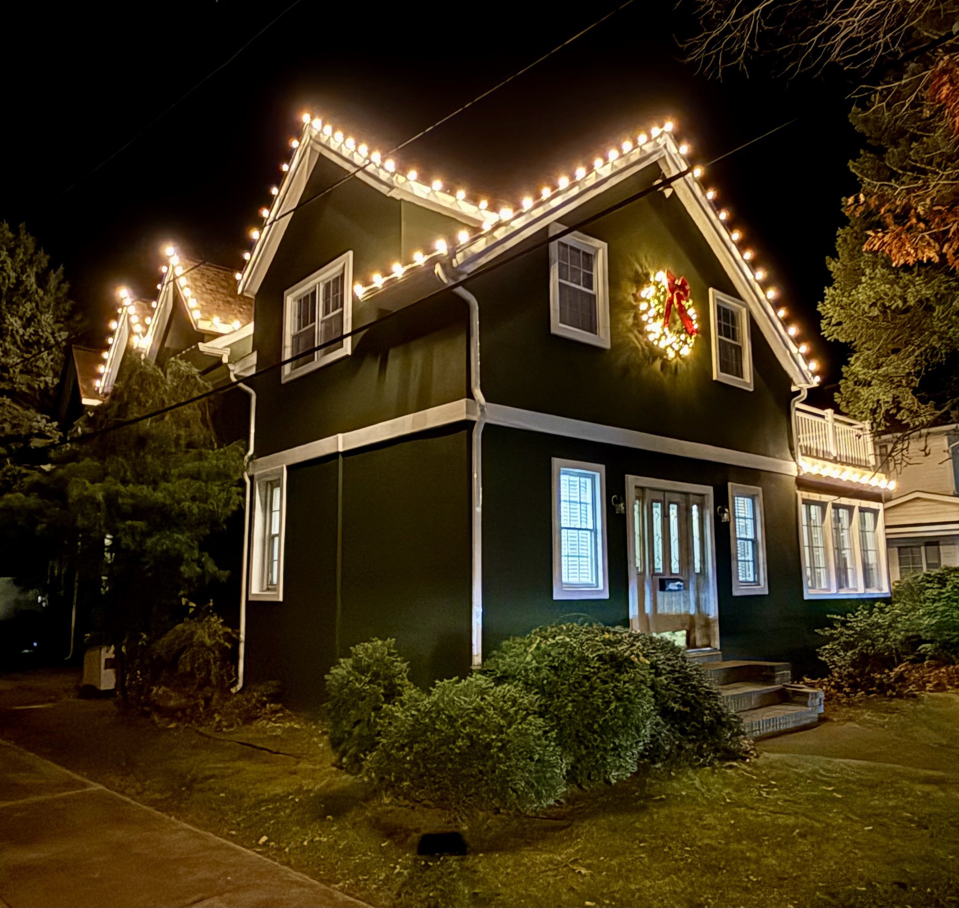 Christmas lighting installation in Linwood NJ
