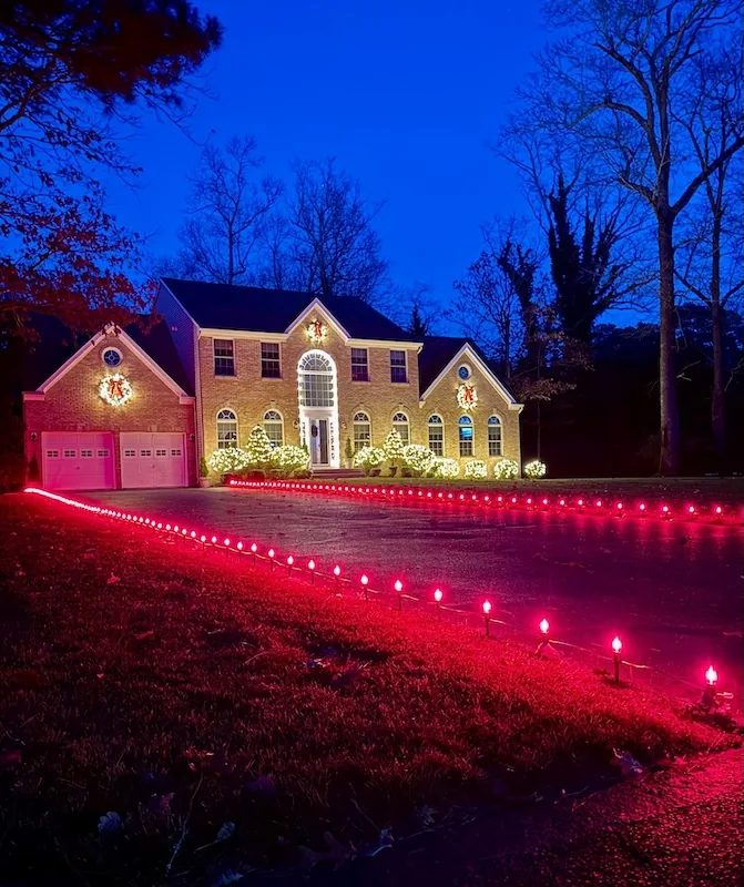South Jersey Lights installation with red driveway stake lights and warm white lights